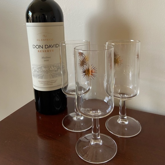 Unique Set of 3 MCM starburst wine glasses. - Picture 3 of 4